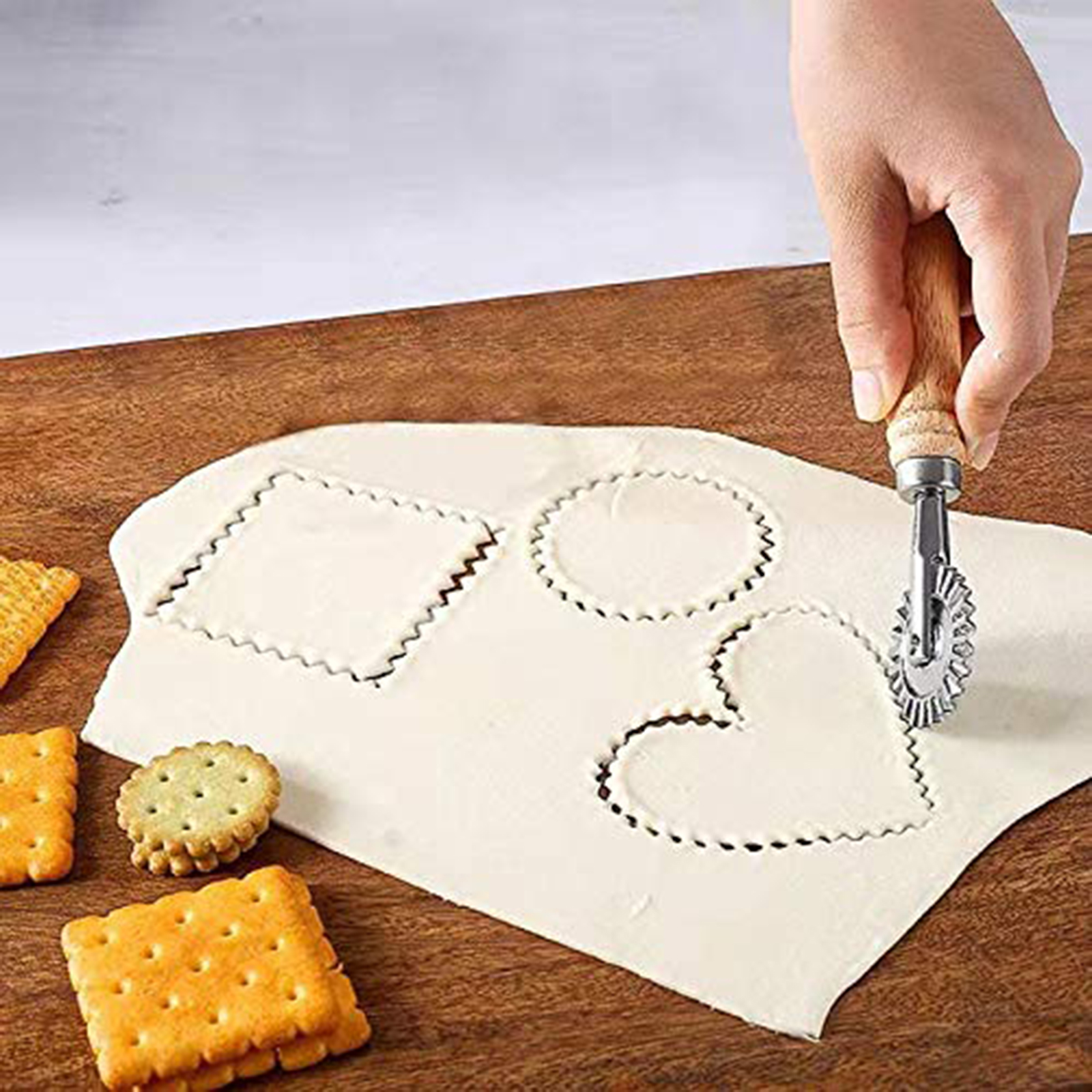 Fusiontec Pastry Wheel Cutter  - Pasta Measuring Tool review and price